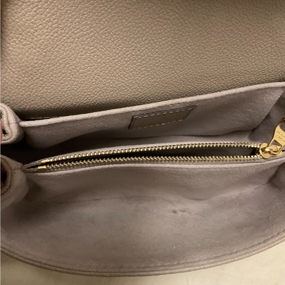 Louis Vuitton Pochette Métis East West - Picture 15 of 15